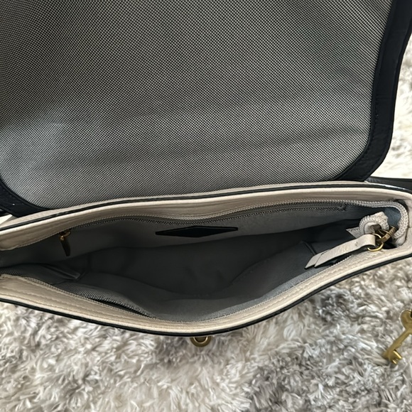 Fossil Cream/Snake Print Crossbody - Picture 6 of 15